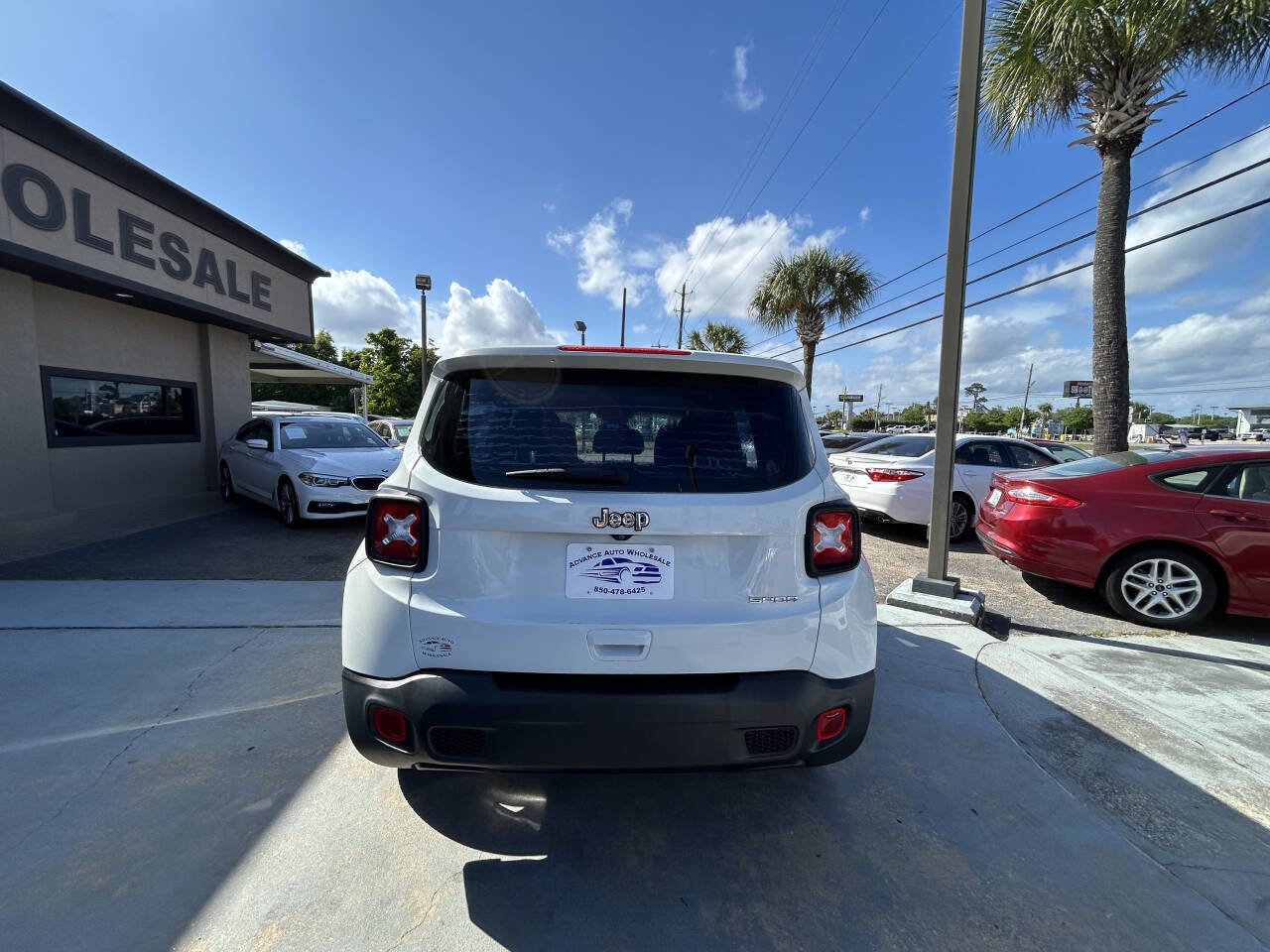 Used 2020 Jeep Renegade Sport FWD image 4