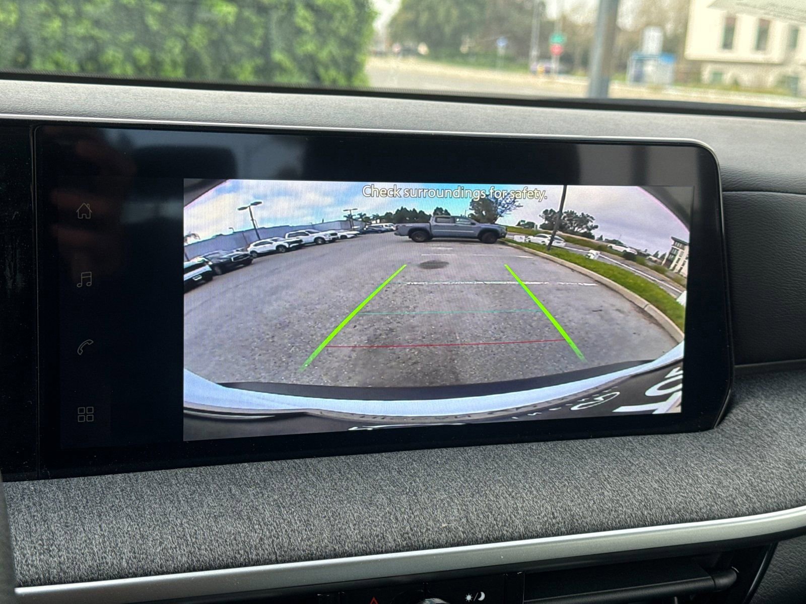 New 2026 Nissan Kicks S image 18