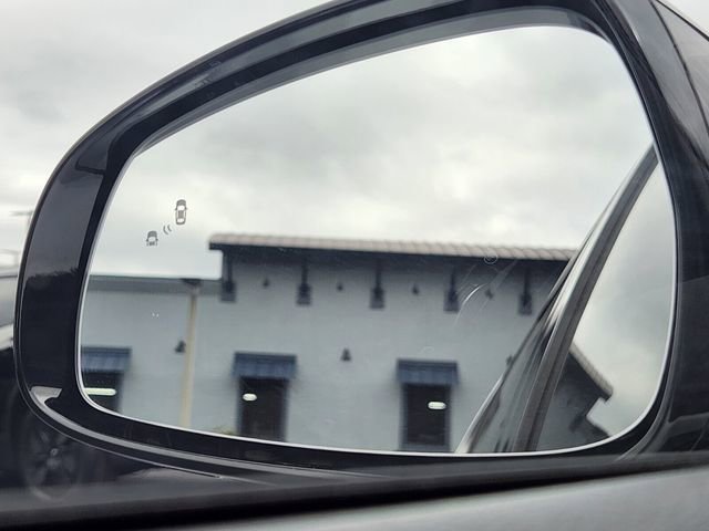 Used 2021 Kia Stinger GT image 23