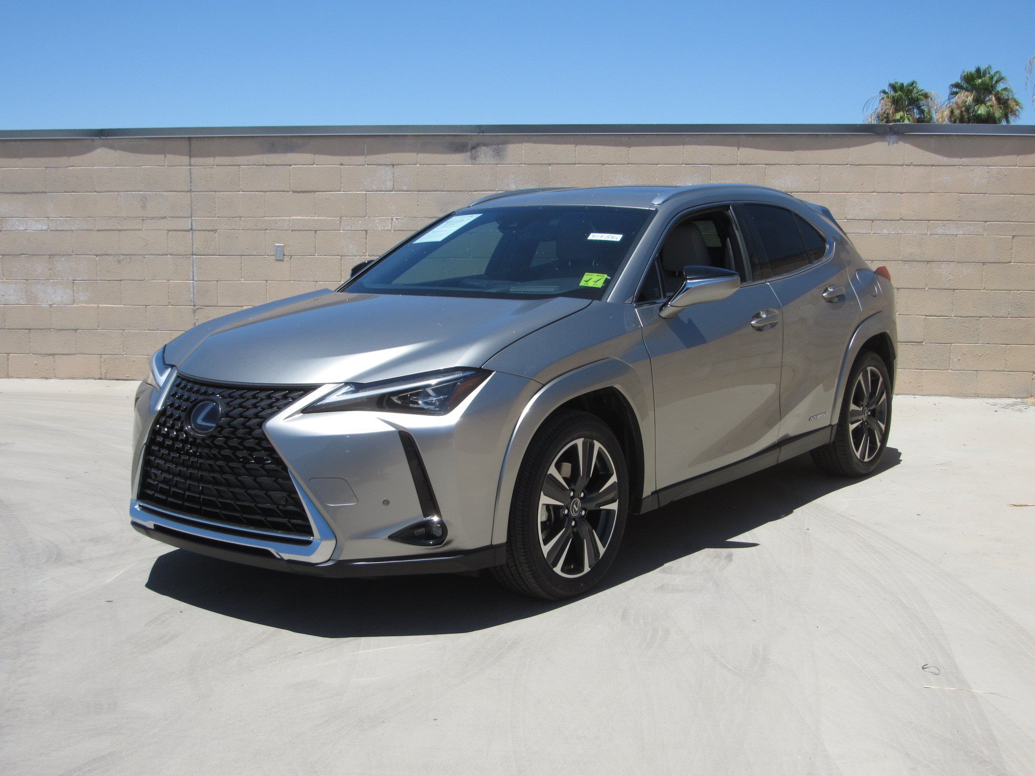 Used 2022 Lexus UX 250h w/ Luxury Package AWD/4WD image 1