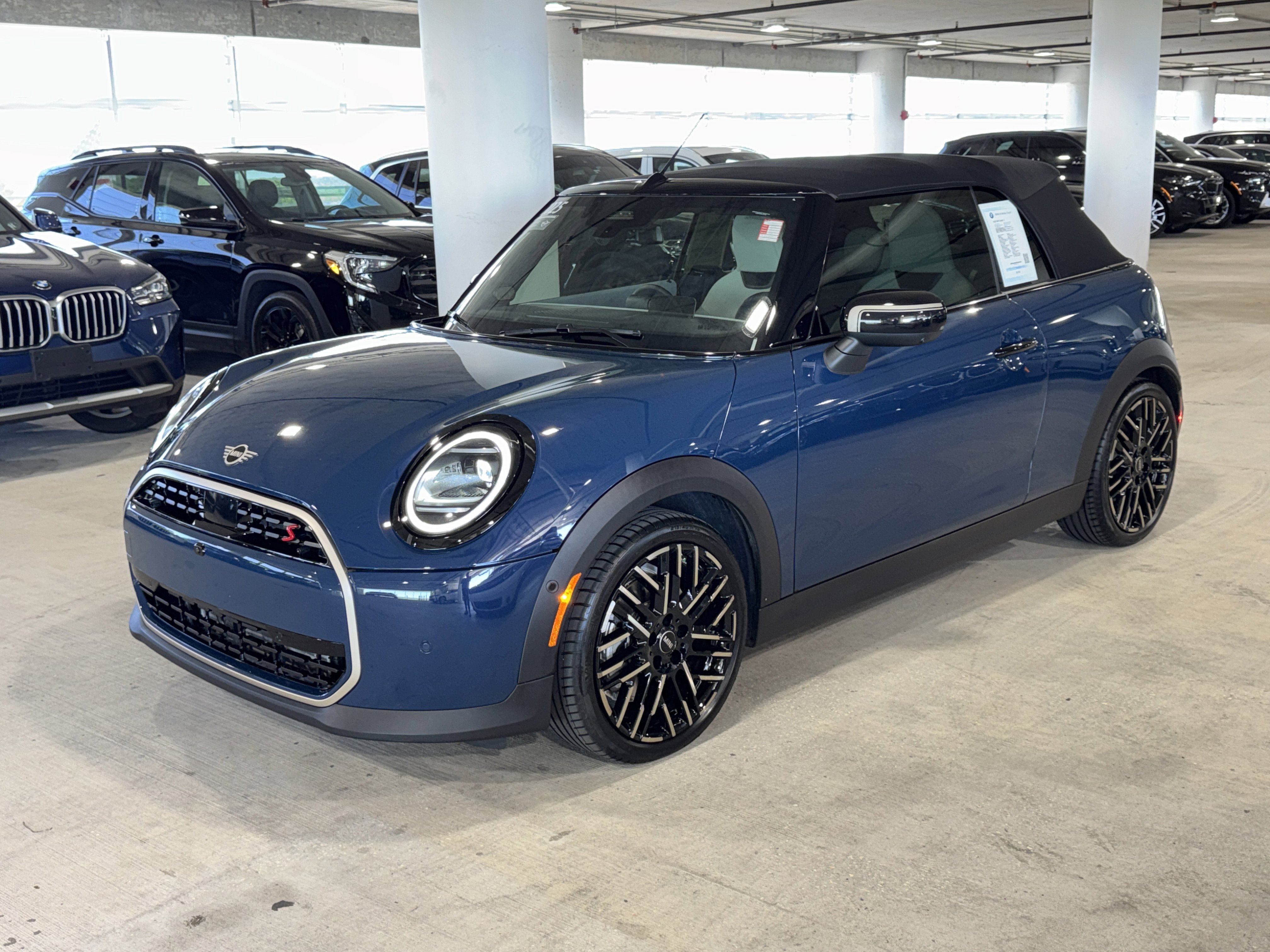 Used 2025 MINI Cooper S FWD image 4