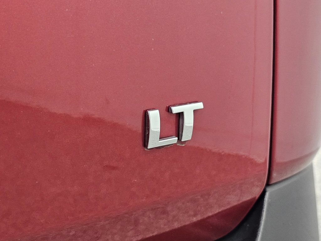 Used 2019 Chevrolet Traverse LT FWD image 31