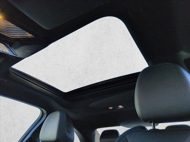 Used 2025 BMW 230i Coupe w/ M Sport Package image 16