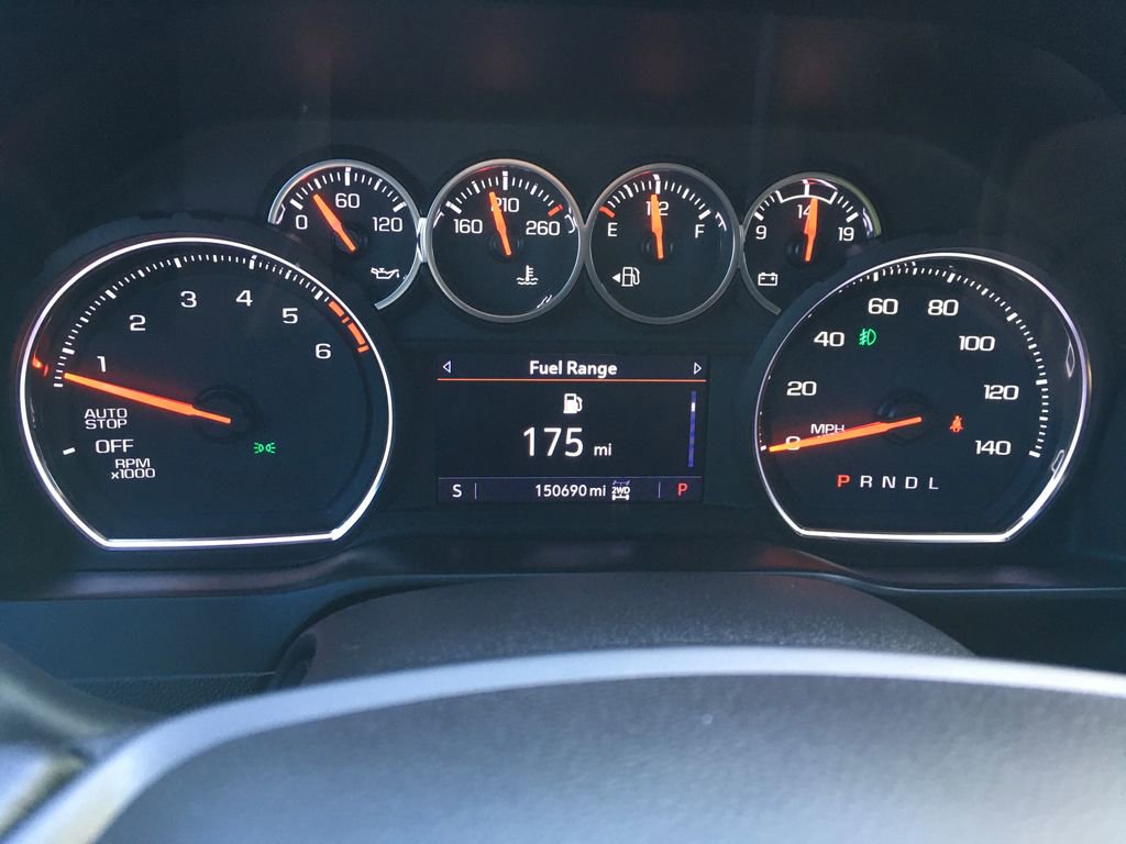 Used 2020 Chevrolet Silverado 1500 RST AWD/4WD image 2