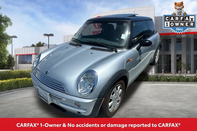 Used 2003 MINI Cooper Hardtop FWD image 2