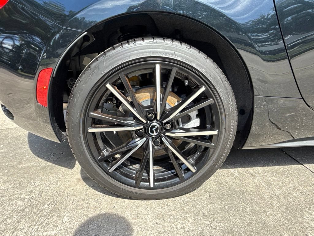 Used 2025 MAZDA MX-5 Miata RF Grand Touring RWD image 34