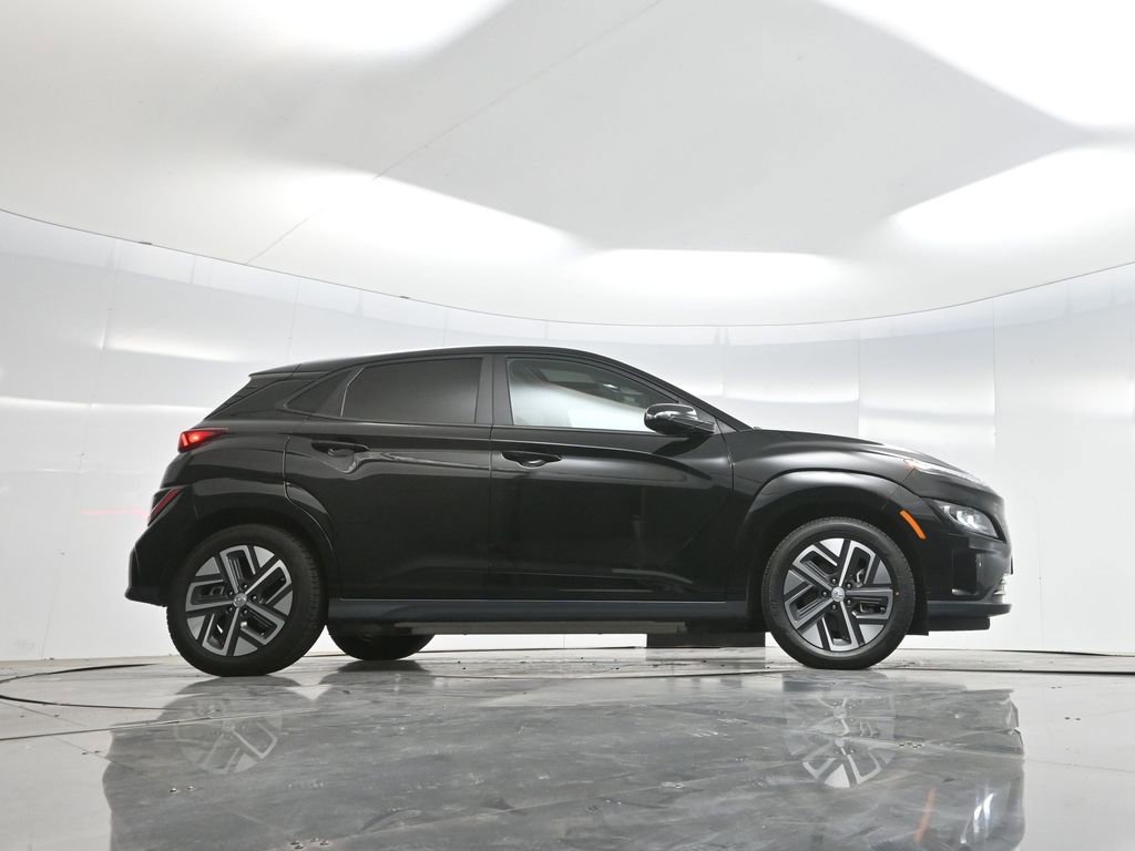 Used 2022 Hyundai Kona Limited FWD image 51