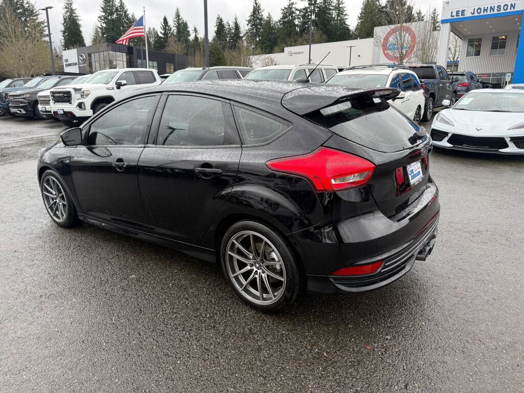 Used 2018 Ford Focus ST image 7