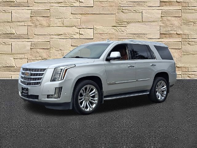 Used 2020 Cadillac Escalade Luxury w/ LPO, Radiant Package AWD/4WD image 1