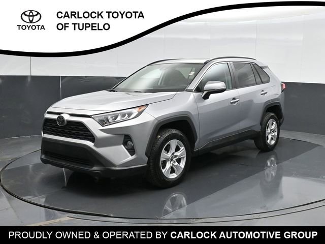 Used 2021 Toyota RAV4 XLE w/ Convenience Package FWD image 8