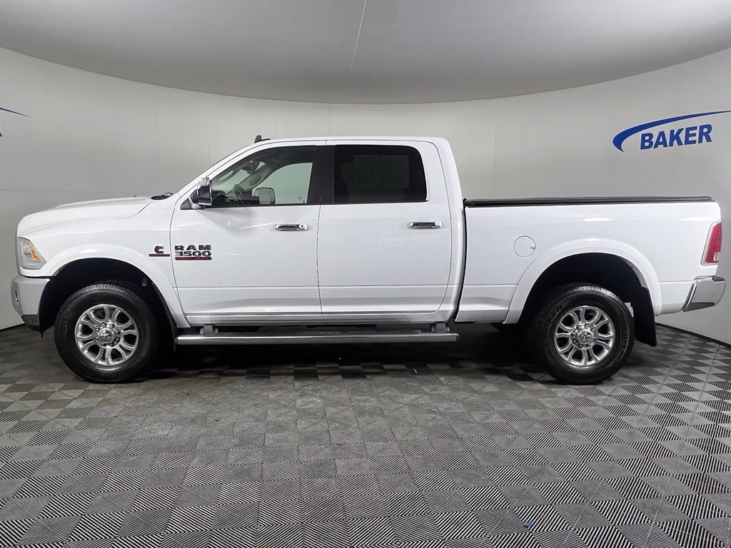 Used 2015 RAM 3500 Laramie w/ Convenience Group AWD/4WD image 2