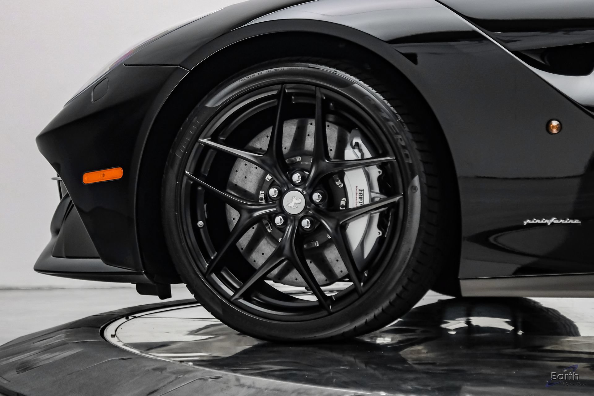 Used 2017 Ferrari F12 Berlinetta RWD image 99