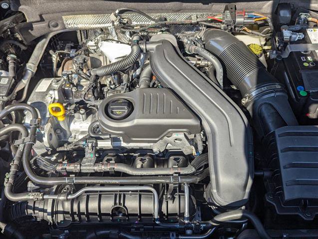 New 2025 Volkswagen Taos S image 15