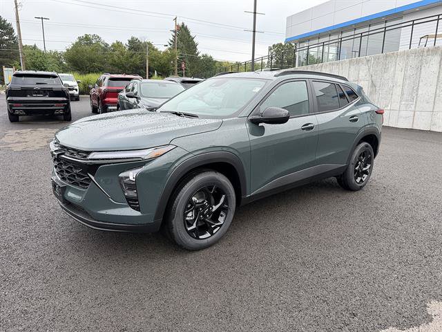 New 2026 Chevrolet Trax LT w/ Driver Confidence Package FWD image 1
