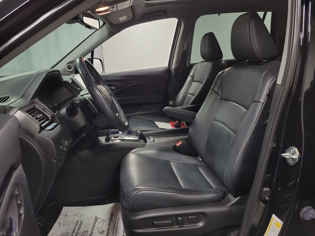 Used 2018 Honda Pilot Touring image 13