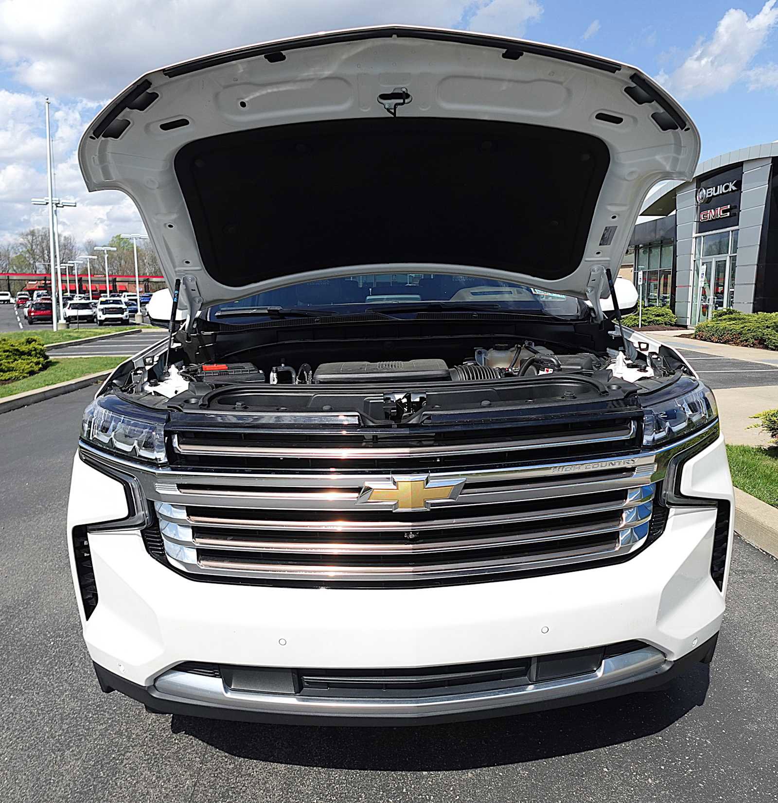 Used 2024 Chevrolet Suburban High Country AWD/4WD image 33