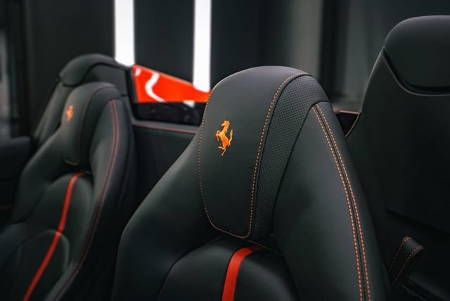 Used 2021 Ferrari F8 Tributo RWD image 12