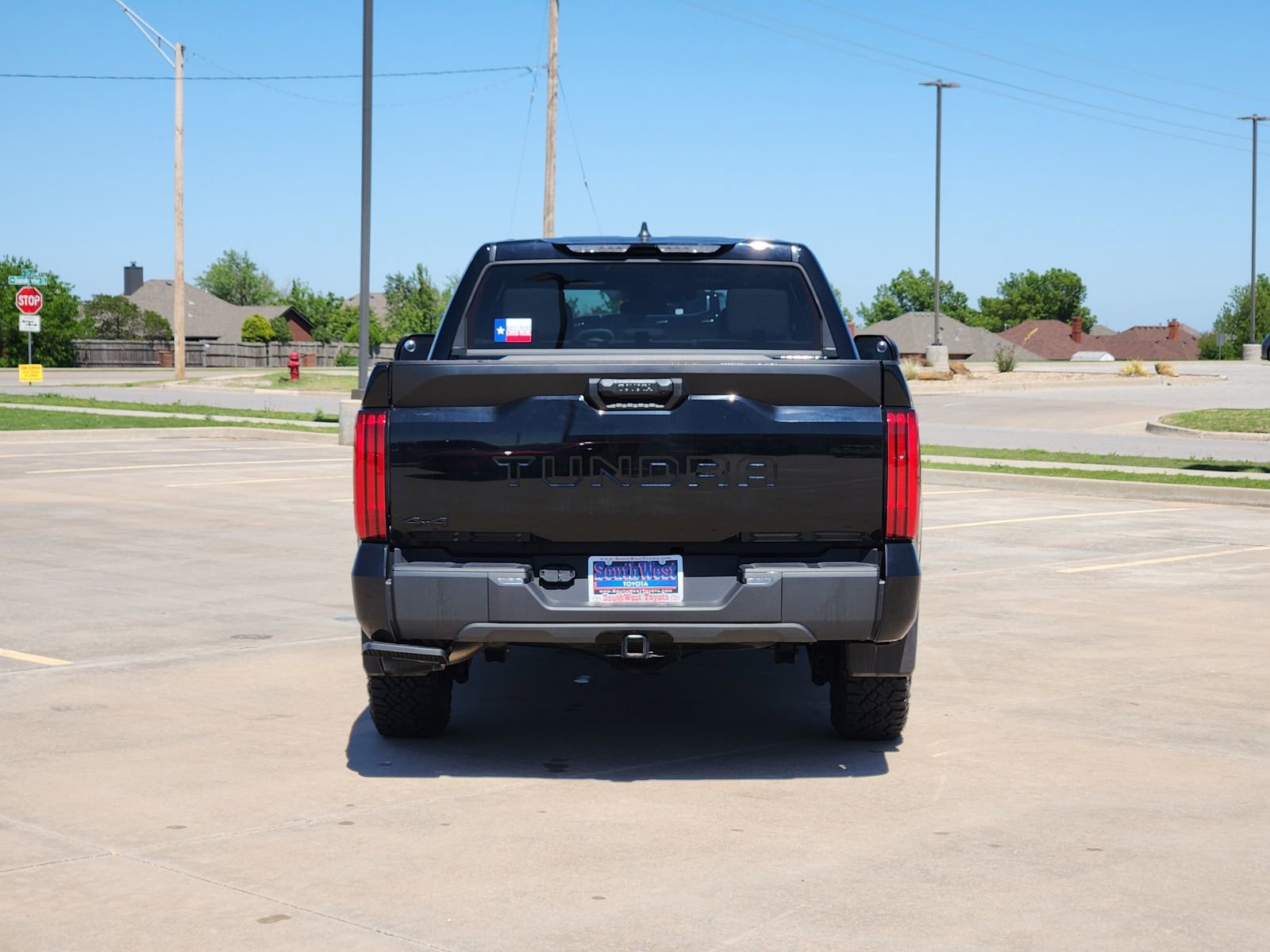 Used 2025 Toyota Tundra SR5 AWD/4WD image 8