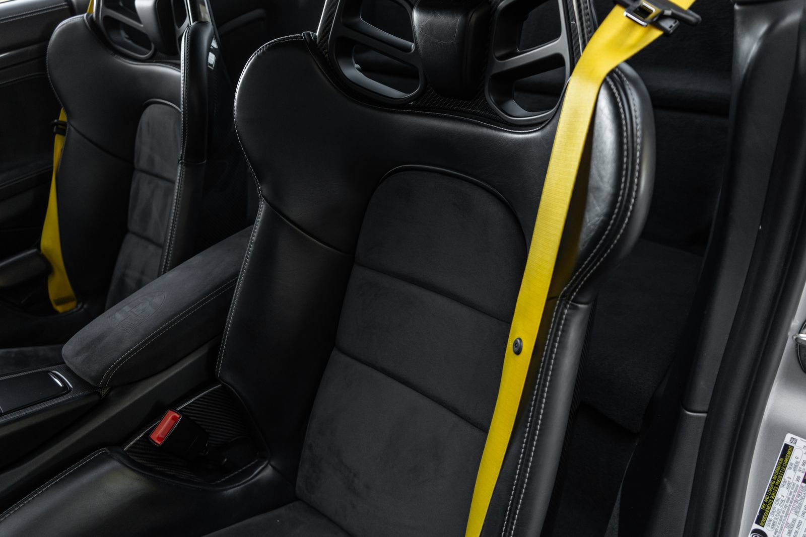 Used 2019 Porsche 911 GT2 RS RWD image 29
