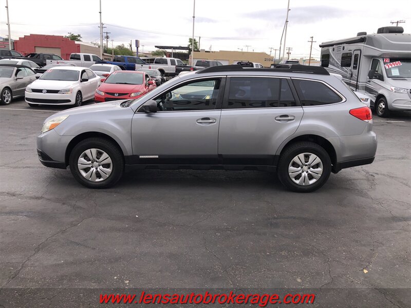 Used 2011 Subaru Outback 2.5i AWD/4WD image 5