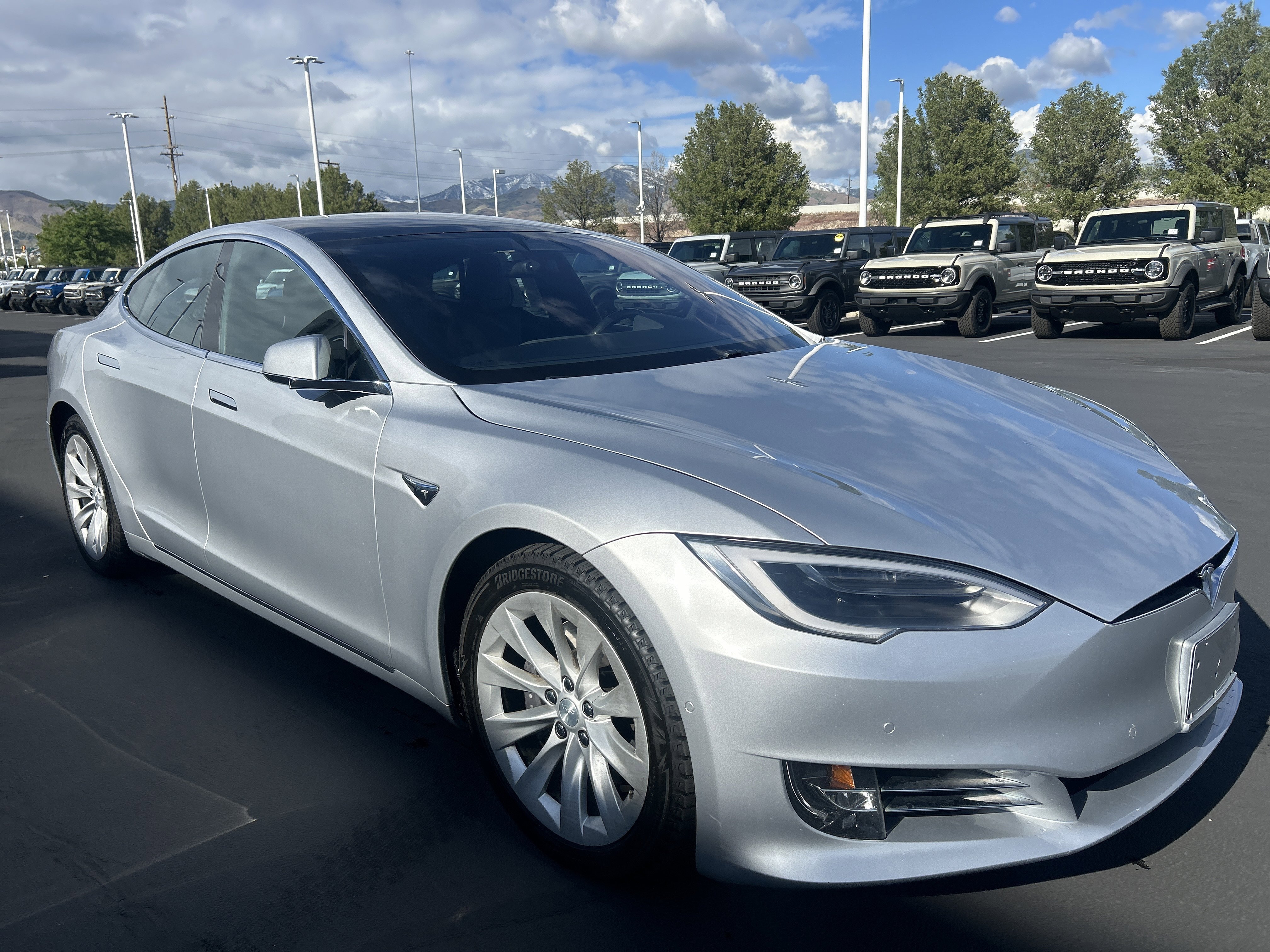 Used 2017 Tesla Model S AWD image 8