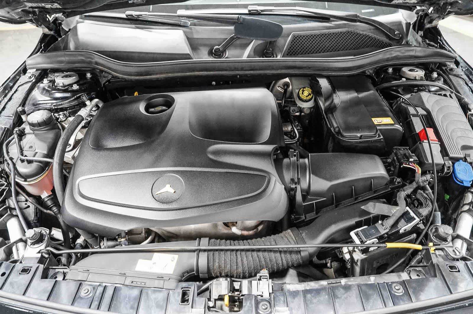 Used 2016 Mercedes-Benz GLA 250 image 27