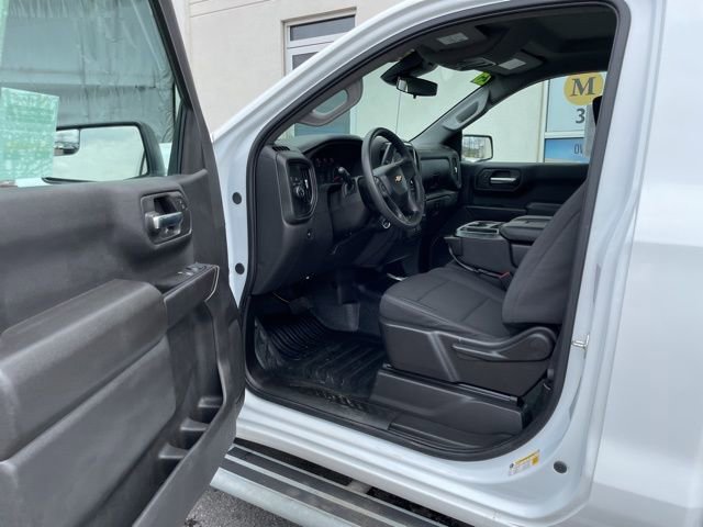 Used 2025 Chevrolet Silverado 1500 W/T RWD image 8