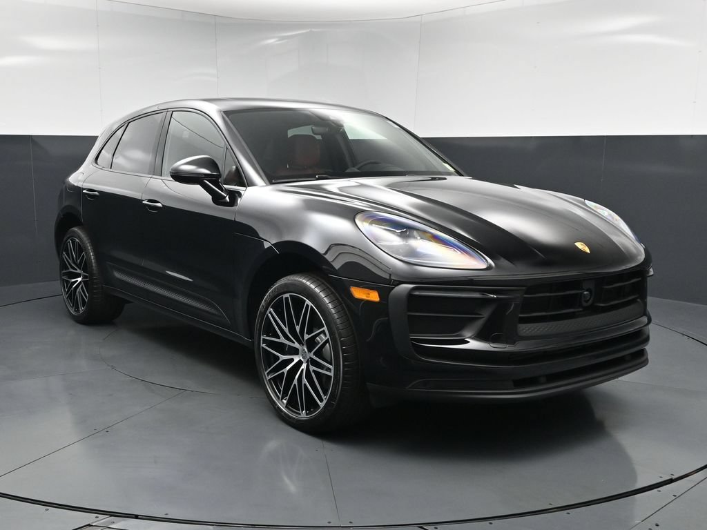 New 2026 Porsche Macan AWD/4WD image 12