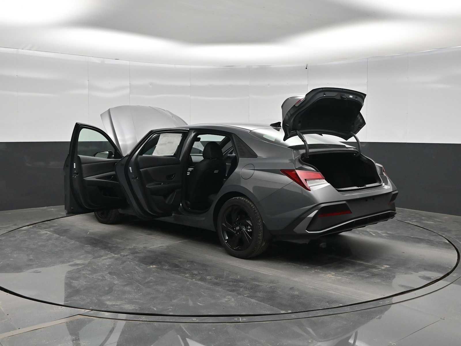 New 2026 Hyundai Elantra SEL Sport FWD image 44