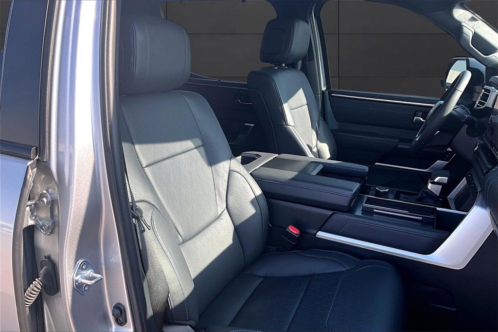 Used 2024 Toyota Tundra Platinum image 7
