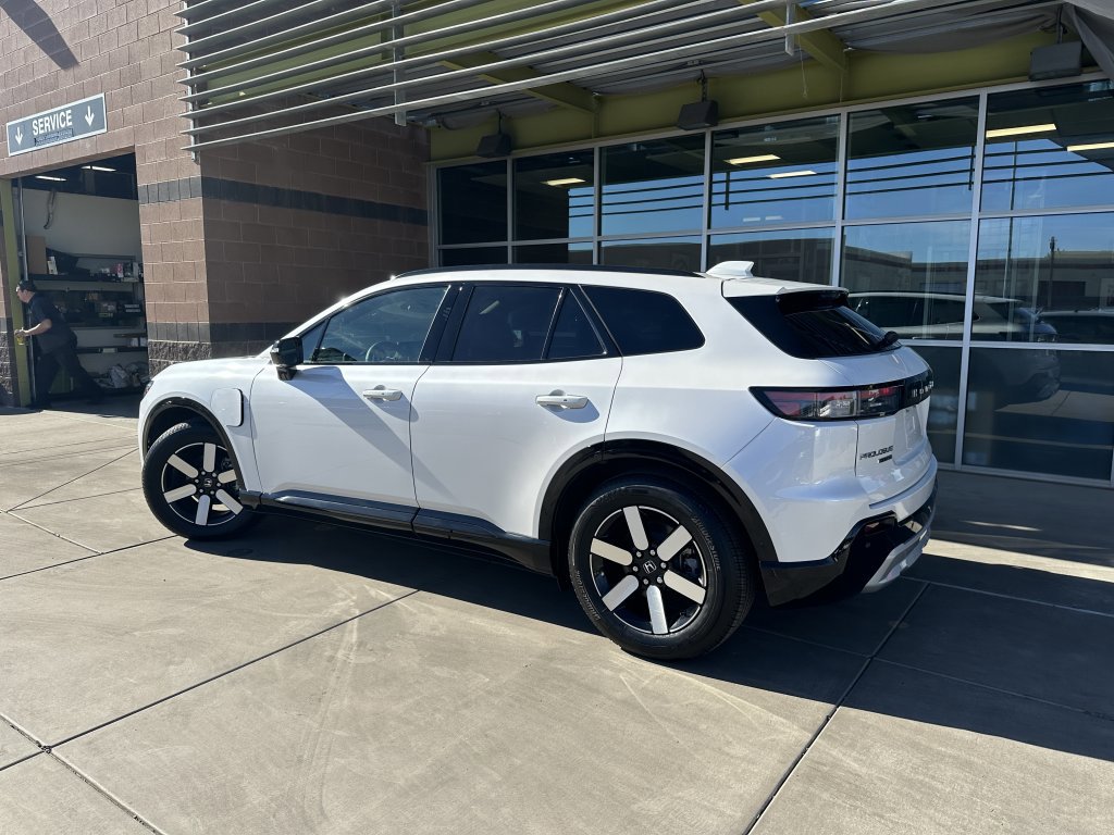 Used 2025 Honda Prologue Touring image 4