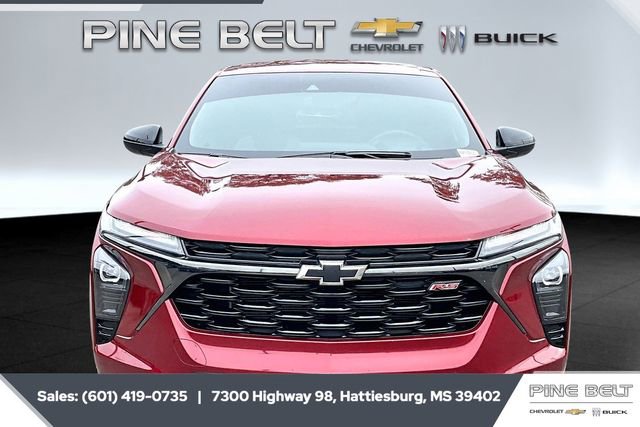 Used 2024 Chevrolet Trax RS w/ Driver Confidence Package image 3