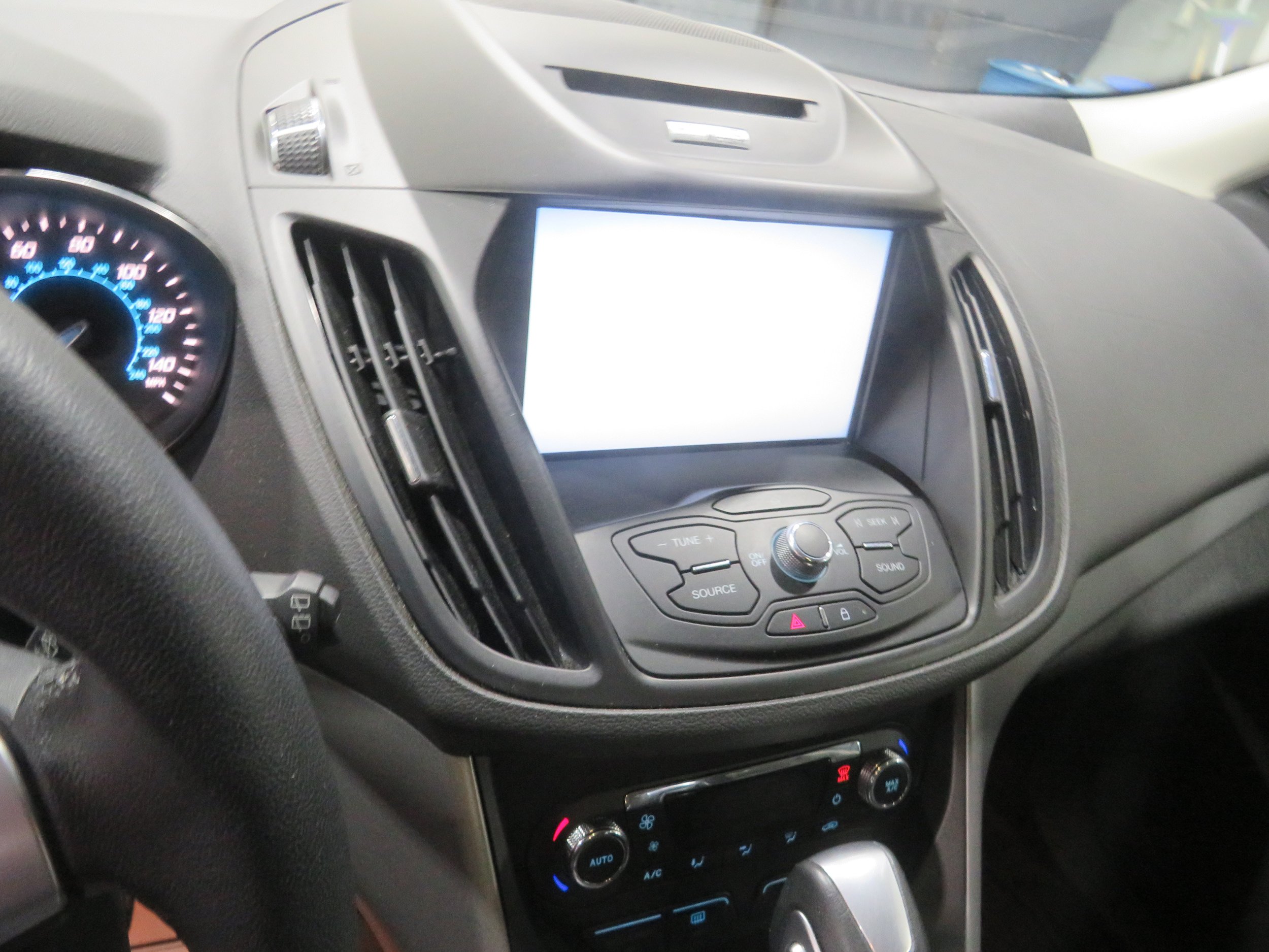 Used 2014 Ford Escape SE w/ Equipment Group 201A AWD/4WD image 14