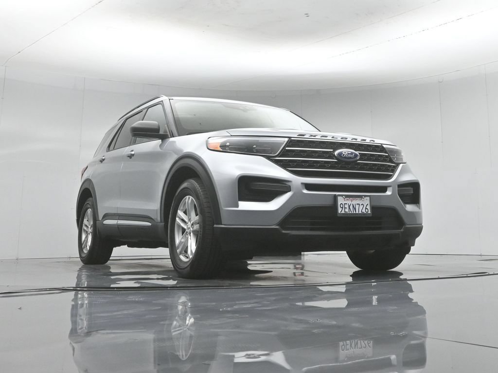 Certified 2022 Ford Explorer XLT RWD image 63