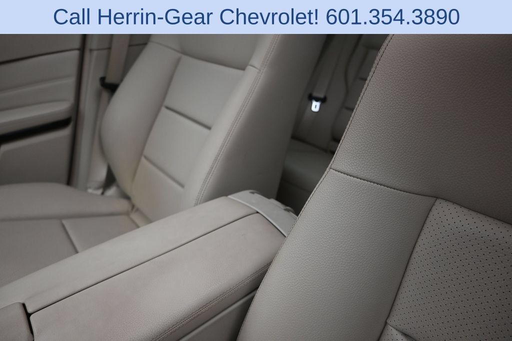 Used 2015 Mercedes-Benz E 350 Sedan image 14