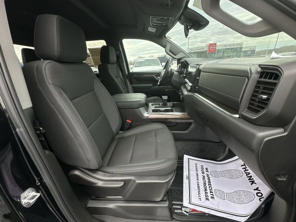 Used 2025 Chevrolet Silverado 1500 LT Trail Boss image 24