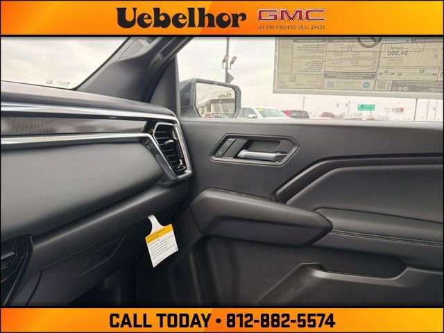 New 2026 GMC Canyon Elevation w/ Convenience Package image 30