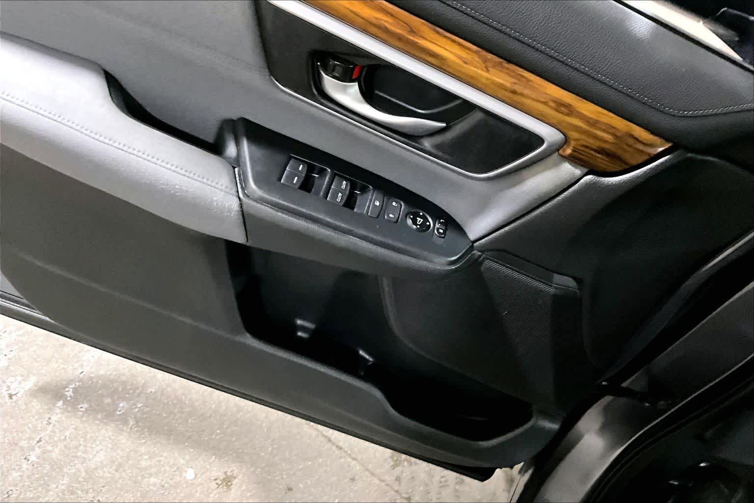 Used 2018 Honda CR-V EX image 36