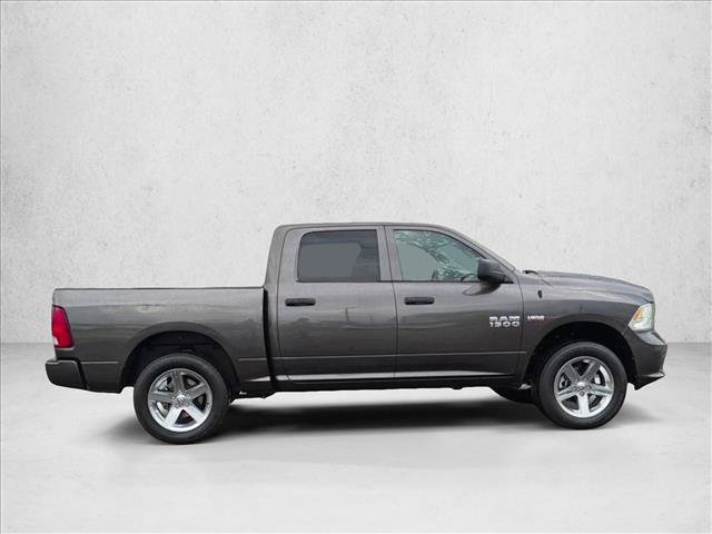 Used 2017 RAM 1500 Express w/ Express Value Package AWD/4WD image 9