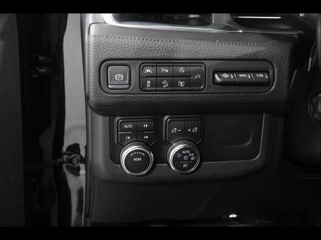 Used 2022 GMC Yukon Denali AWD/4WD image 6