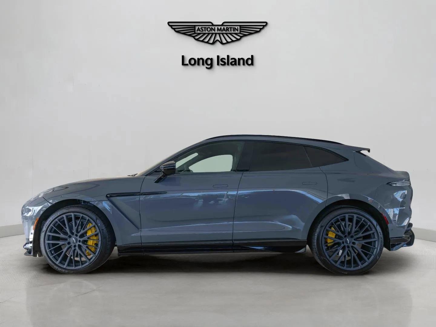New 2025 Aston Martin DBX 707 image 7