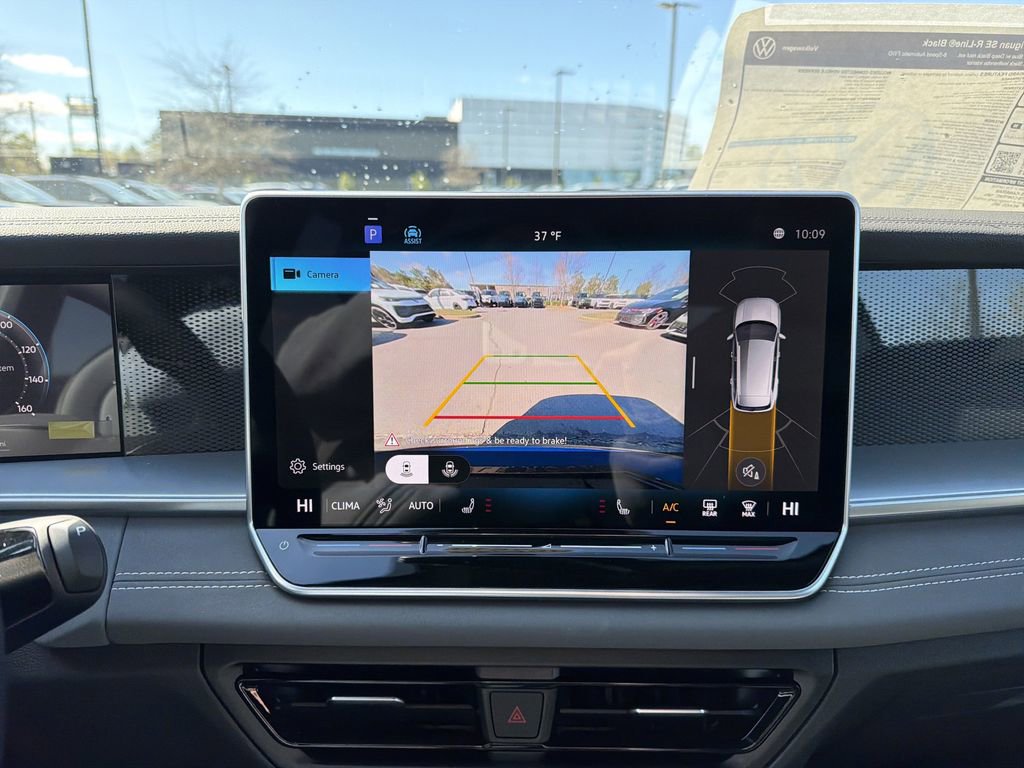 New 2026 Volkswagen Tiguan SE R-Line image 30