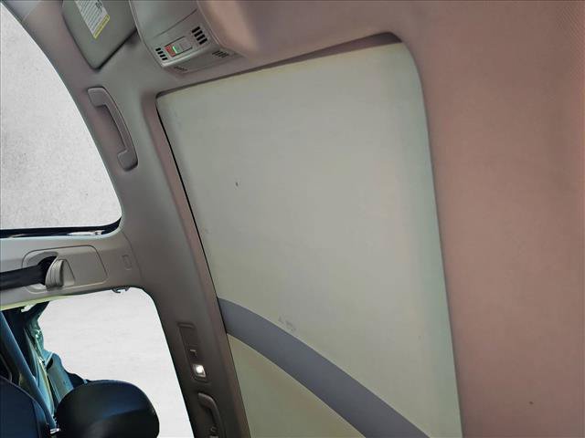 Used 2020 Volkswagen Tiguan SE w/ Panoramic Sunroof Package FWD image 15