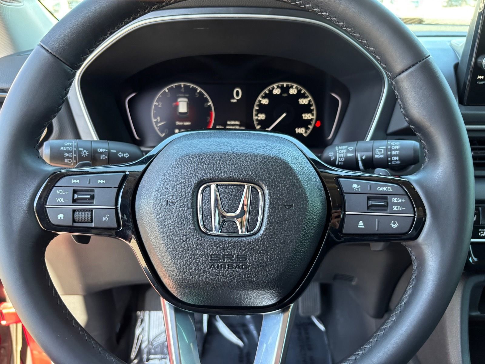 Used 2025 Honda Pilot EX-L image 29