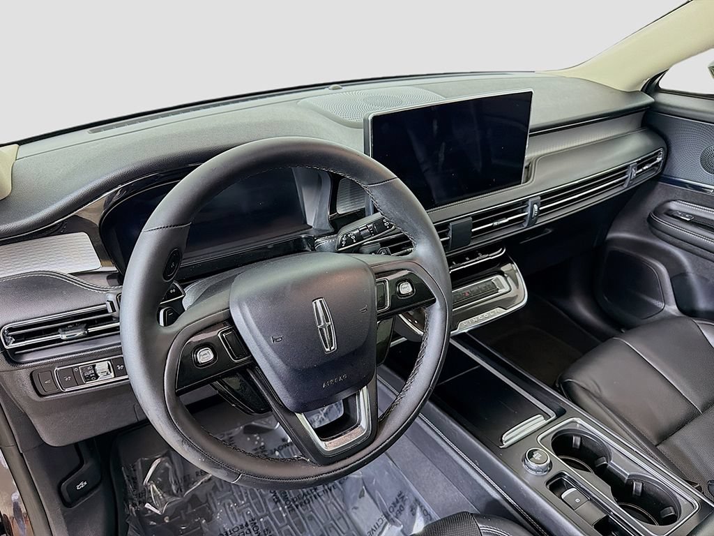 Used 2023 Lincoln Corsair AWD w/ Equipment Group 101A image 21