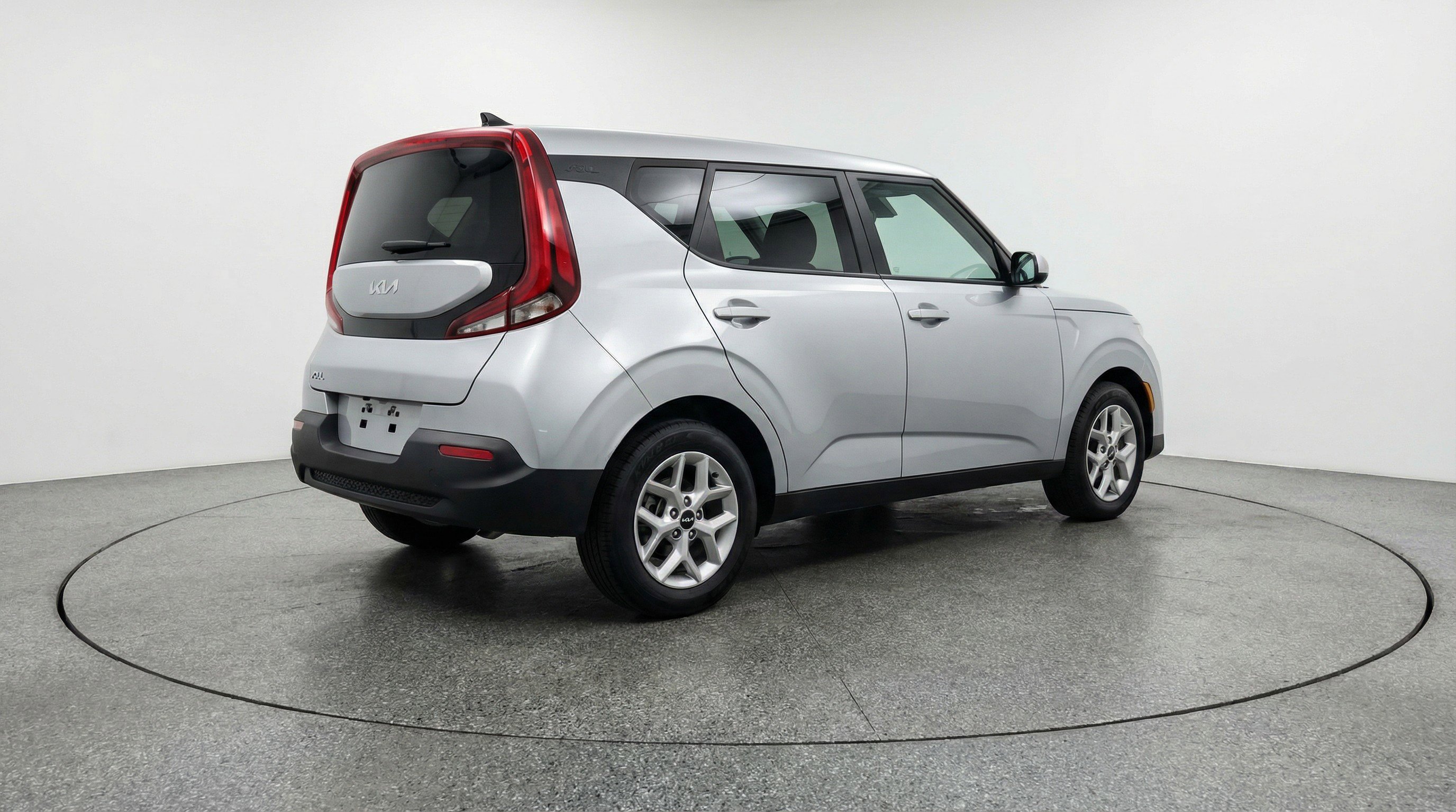 Used 2025 Kia Soul LX w/ LX Technology Package image 9