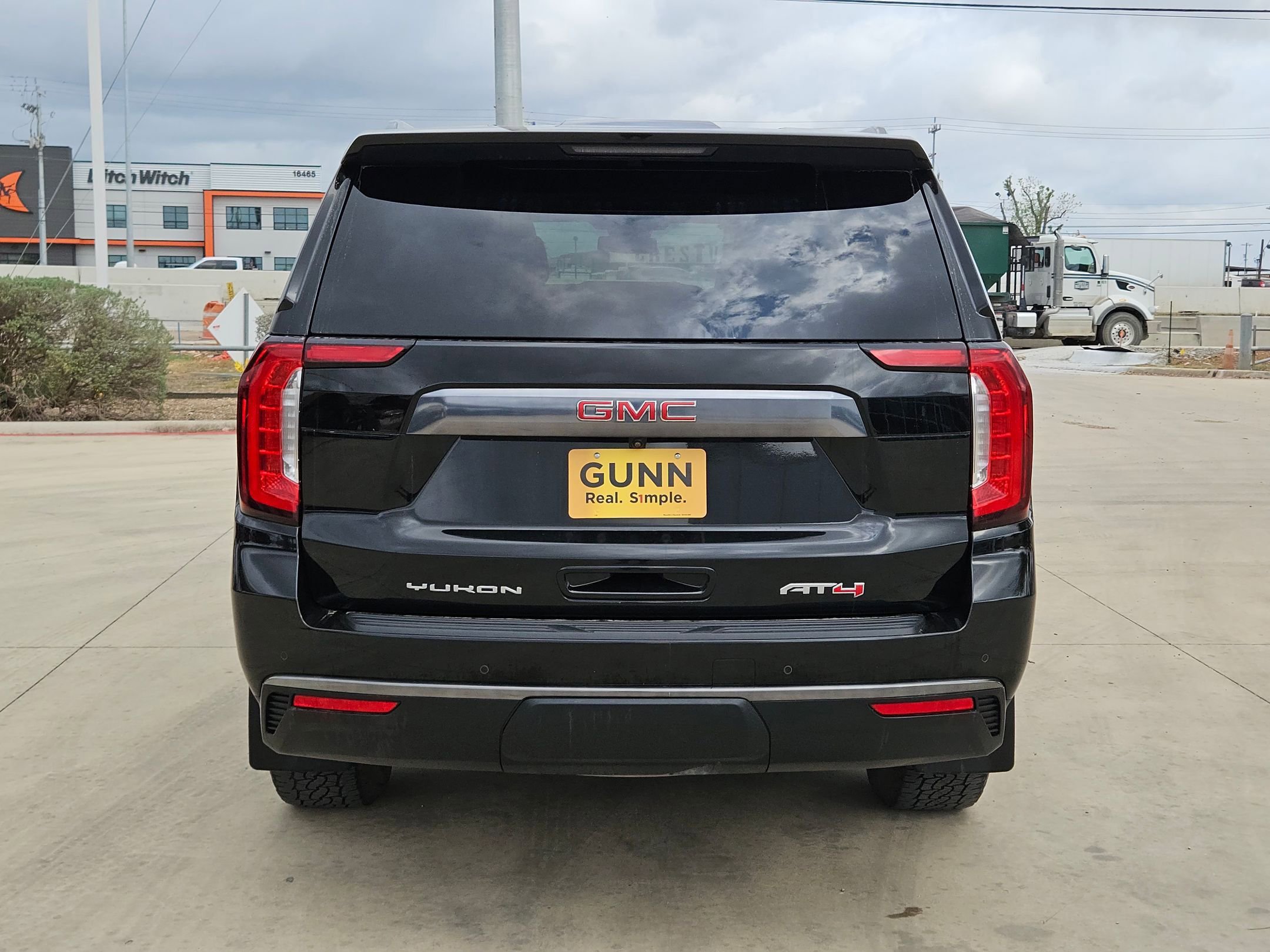 Certified 2023 GMC Yukon XL AT4 image 4