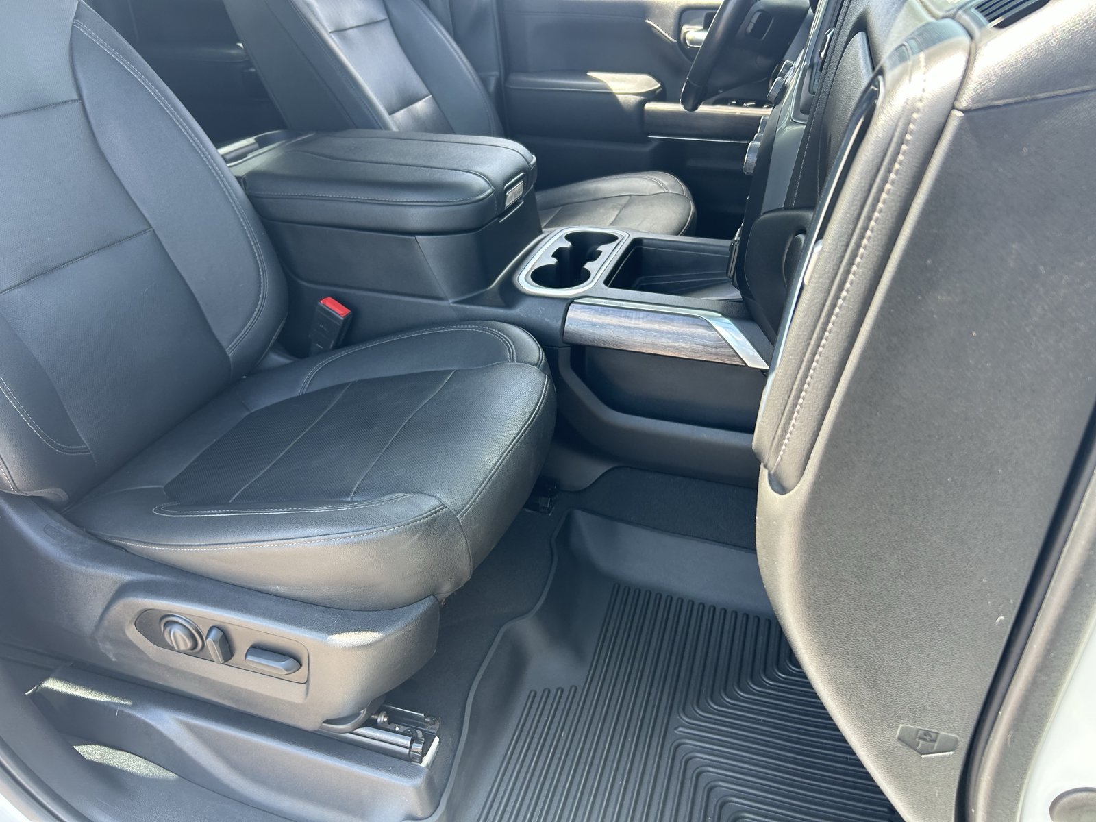 Certified 2023 Chevrolet Silverado 2500 LTZ w/ LTZ Convenience Package AWD/4WD image 11