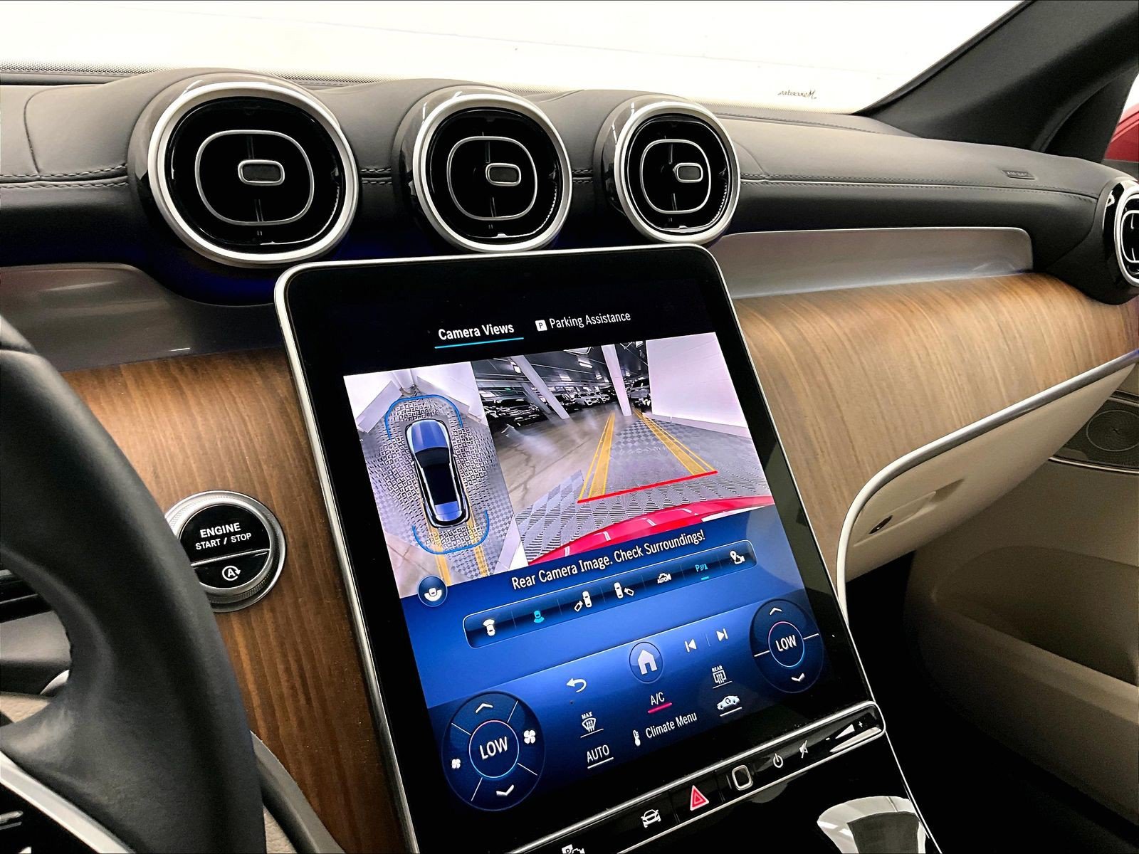 Certified 2024 Mercedes-Benz GLC 300 image 29
