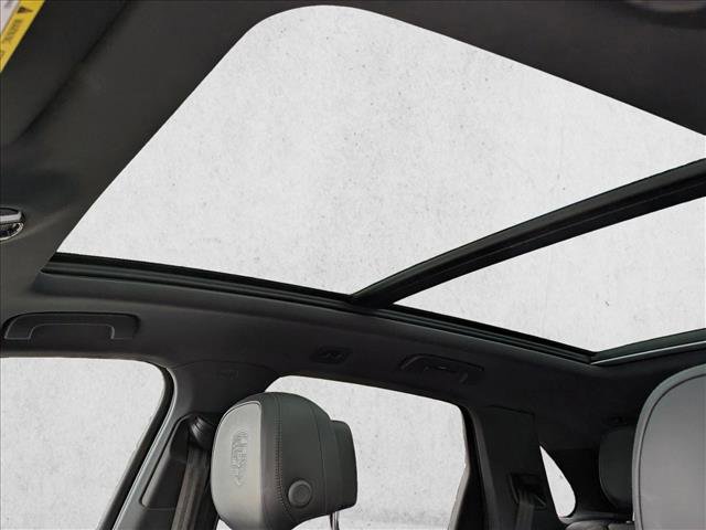 Used 2020 Porsche Cayenne S image 16